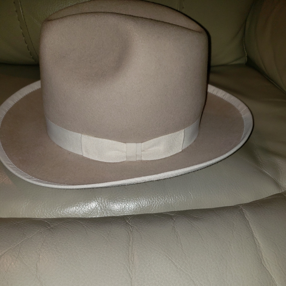 Gorgeous custom made felt hat. Never worn.